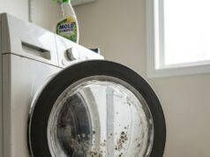 Moet de wasmachinedeur open of dicht na het wassen? voorkom stank en schimmel met deze tip